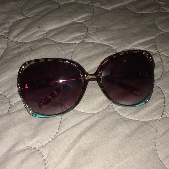 Cato Accessories - Waterbug sunglasses